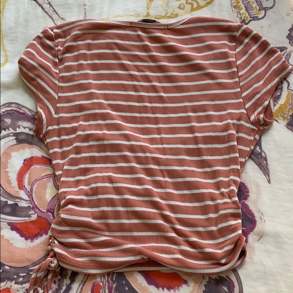 One Clothing LA Cropped Tee - Picture 3 of 3